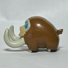Cargar imagen en el visor de la galería, Pokémon - Mamoswine - Mini Figure
