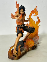 Cargar imagen en el visor de la galería, One Piece - Portgas D. Ace - DXF Figure - Brotherhood II
