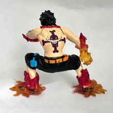 Cargar imagen en el visor de la galería, One Piece - Portgas D. Ace - Trading Figure - DG
