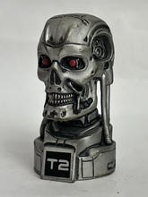 Load image into Gallery viewer, Terminator 2: JUDGMENT DAY - T-800 Endoskeleton Head - Mini Figure - Matte ver. (Secret)
