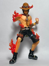 Cargar imagen en el visor de la galería, One Piece - Portgas D. Ace - Styling Figure
