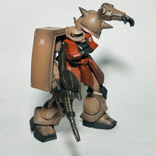 Cargar imagen en el visor de la galería, Mobile Suit Gundam - Char Aznable&#39;s MS-06S Zaku II Commander Type - FW Gundam Ultimate Operation 2
