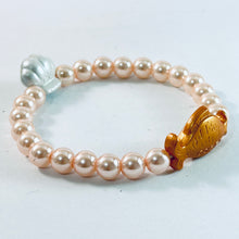 Cargar imagen en el visor de la galería, One Piece Grand Capsule Goods 2 - Princess Shirahoshi Bracelet
