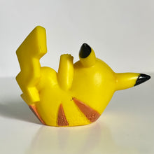 Cargar imagen en el visor de la galería, Pocket Monsters - Pikachu - Finger Puppet
