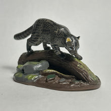 Cargar imagen en el visor de la galería, Iriomote wild cat - Trading Figure - Feline Animals
