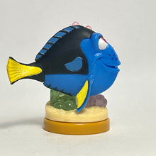 Cargar imagen en el visor de la galería, Finding Dory - Dory - Trading Figure - Choco Egg (38)
