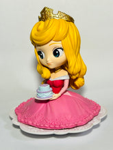 Load image into Gallery viewer, Sleeping Beauty - Princess Aurora - Q Posket Sugirly Disney Characters
