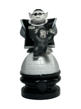 Cargar imagen en el visor de la galería, Dragon Ball Z - King Kai &amp; Bubbles - Chess Piece - Knight - Monochrome ver.
