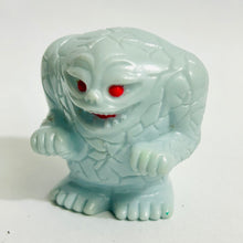 Cargar imagen en el visor de la galería, Ultraman - Jamila - Finger Puppet - Kaiju - Monster - SD Figure (2)
