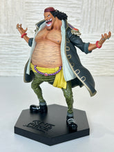 Load image into Gallery viewer, One Piece - Marshall D. Teach - DX Figure
