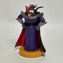 Cargar imagen en el visor de la galería, Toy Story 2 - Emperor Zurg - Trading Figure - Choco Egg (6)
