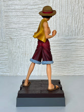 Load image into Gallery viewer, One Piece - Monkey D. Luffy - Figure - IKC
