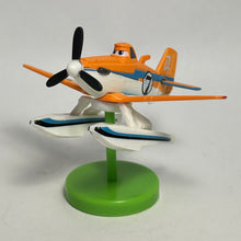 Cargar imagen en el visor de la galería, Planes: Fire &amp; Rescue - Dusty Crophopper - Trading Figure - Choco Egg (40)
