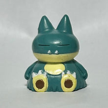 Cargar imagen en el visor de la galería, Pokémon AG - Gonbe / Munchlax - Mini Figure
