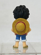 Cargar imagen en el visor de la galería, One Piece Trading Figures - Mini Figure

