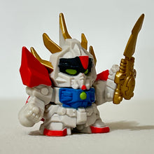 Cargar imagen en el visor de la galería, SD Gundam - EX-03 Goretsu Knight Shining Gundam - Mini Figure
