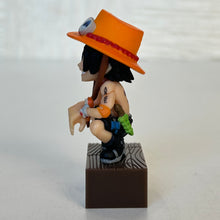 Cargar imagen en el visor de la galería, One Piece - Portgas D. Ace - Desktop Figure - Ichiban Kuji OP Memories 2 - Prize H
