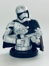 Cargar imagen en el visor de la galería, Star Wars Choco Egg Collection - Tradin Figures Set (12 PCS)
