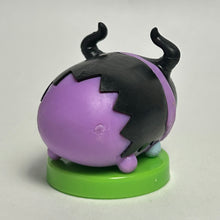 Cargar imagen en el visor de la galería, Disney Tsum Tsum - Maleficent - Trading Figure - Choco Egg (129)
