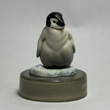 Cargar imagen en el visor de la galería, Emperor Penguin (Chick) - Trading Figure - Miniature
