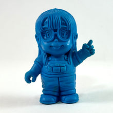 Cargar imagen en el visor de la galería, Dr Slump - Norimaki Arale - Keshigomu/Eraser - Blue ver.
