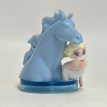 Cargar imagen en el visor de la galería, Frozen 2 - Elsa &amp; The Nokk - Trading Figure - Choco Egg (04)
