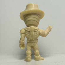 Load image into Gallery viewer, Kamen Rider W - Kamen Rider Skull - Mini Figure
