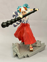 Cargar imagen en el visor de la galería, One Piece - Yamato - Senkou Zekkei - Figure
