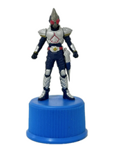 Cargar imagen en el visor de la galería, Kamen Rider Blade - Bottle Cap Figure - No. 21
