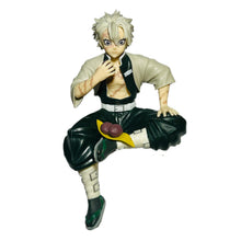 Load image into Gallery viewer, Kimetsu no Yaiba - Shinazugawa Sanemi - Premium Chokonose Figure
