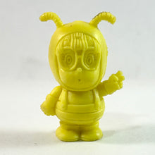 Cargar imagen en el visor de la galería, Dr Slump - Norimaki Arale - Keshigomu/Eraser - Bee - Yellow ver.
