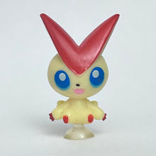 Cargar imagen en el visor de la galería, Pokémon - Victini - Mini Figure
