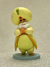 Cargar imagen en el visor de la galería, Aladdin - The Sultan - Disney Choco Party Part 7 - Trading Figure (155)
