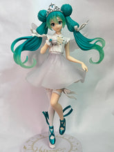 Load image into Gallery viewer, Piapro Characters - Hatsune Miku - SPM Figure - 15th Anniversary KEI Ver.
