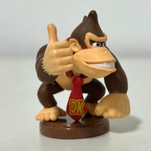 Cargar imagen en el visor de la galería, Super Mario Brothers - Donkey Kong - Trading Figure - Choco Egg (5)
