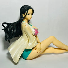 Load image into Gallery viewer, One Piece - Nico Robin - Glitter &amp; Glamours Shiny Venus
