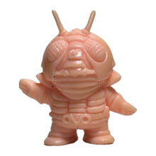 Cargar imagen en el visor de la galería, Kamen Rider V3 - Eraser Figure - Keshigomu

