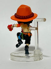 Cargar imagen en el visor de la galería, One Piece - Portgas D. Ace - Trading Figure
