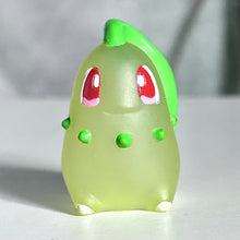 Load image into Gallery viewer, Pocket Monsters - Chicorita / Chikorita - Trading Figure - Clear ver.
