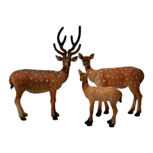 Load image into Gallery viewer, Axis deer family - Trading Figure - Miniature (10)
