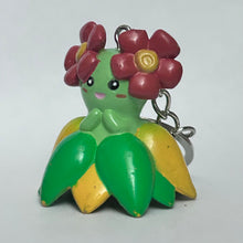 Cargar imagen en el visor de la galería, Pokémon - Bellossom - Figure Keychain - Holder
