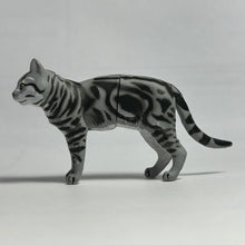 Load image into Gallery viewer, American Shorthair - Trading Figure - Miniature - 006 - Cuchiwaii
