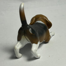 Load image into Gallery viewer, Beagle - Trading Figure - Miniature - 005 - Cuchiwaii
