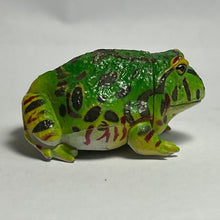 Load image into Gallery viewer, Bell's Horned Frog - Trading Figure - Miniature - 039 P20-A - Cuchiwaii
