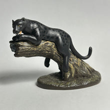 Load image into Gallery viewer, Black leopard - Trading Figure - Feline Animals - Cuchiwaii
