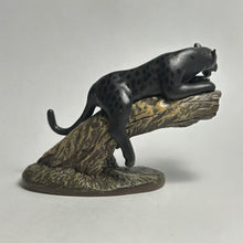 Load image into Gallery viewer, Black leopard - Trading Figure - Feline Animals - Cuchiwaii
