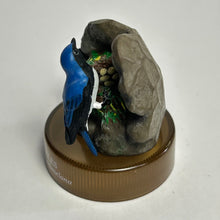 Load image into Gallery viewer, Blue-and-White Flycatcher (Cyanoptila cyanomelana) - Mini Figure - Bottle Cap - Cuchiwaii
