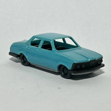 Load image into Gallery viewer, BMW 730 - Miniature Car - HO Scale - Blue - Cuchiwaii

