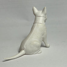 Cargar imagen en el visor de la galería, Bull Terrier - Trading Figure - Miniature - 056 P28-A - Cuchiwaii
