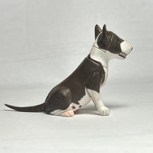 Cargar imagen en el visor de la galería, Bull Terrier - Trading Figure - Miniature - 057 P28-B - Cuchiwaii
